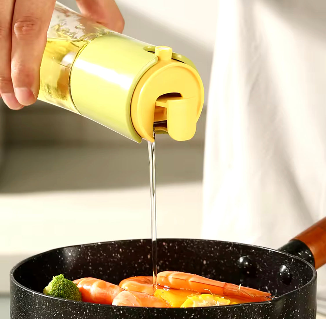 300ml Oil Spray Bottle And Dispenser, 2 In 1 Oil Spray Bottle, Double Function Oil Dispenser And Bottle 300ml Oil Spray Bottle And Dispenser, 2 In 1 Oil Spray Bottle, Double Function Oil Dispenser And Bottle